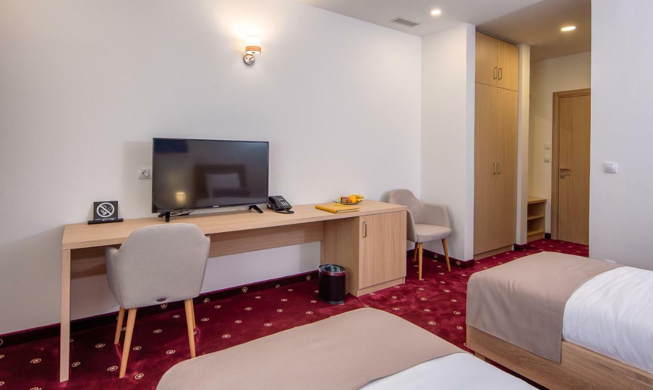 Mib - Hotel Most - Tuzla Ngoại thất bức ảnh